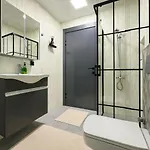 Sahnaz Suits بيت للعطل