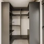 Sahnaz Suits بيليك