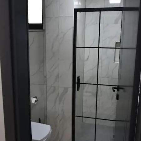 Sahnaz Suits بيت للعطل