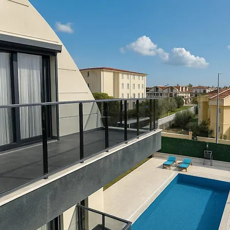 Sahnaz Suits * بيليك