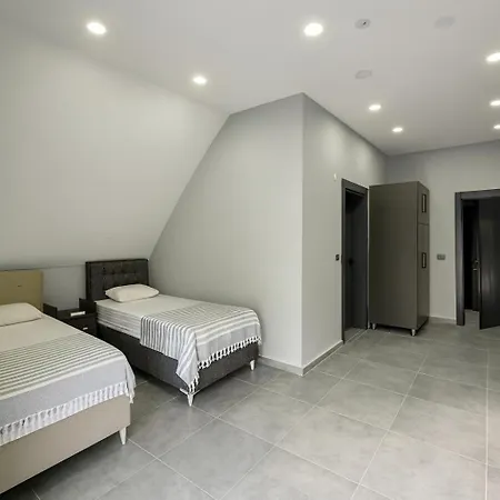 بيت للعطل Sahnaz Suits *