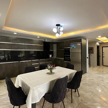 Sahnaz Suits Case de vacanță Belek