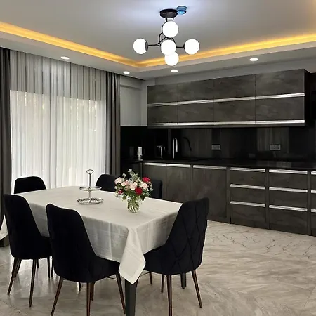 Case de vacanță Sahnaz Suits Belek