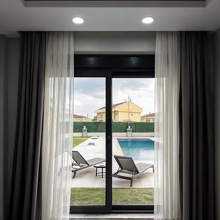 Sahnaz Suits * Belek