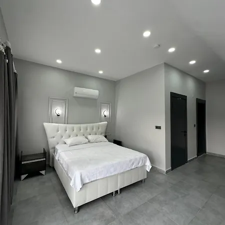 بيت للعطل Sahnaz Suits *