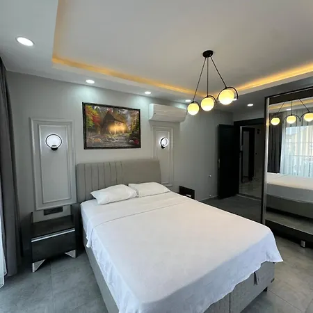 Sahnaz Suits بيت للعطل بيليك