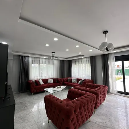 بيت للعطل Sahnaz Suits *